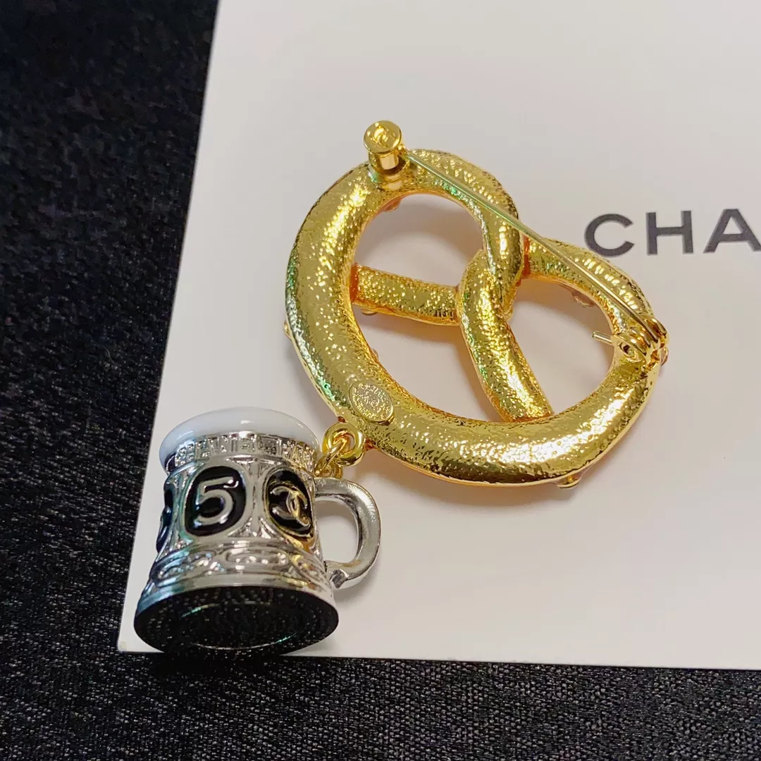 chanel brooches pour femme s_12b14051